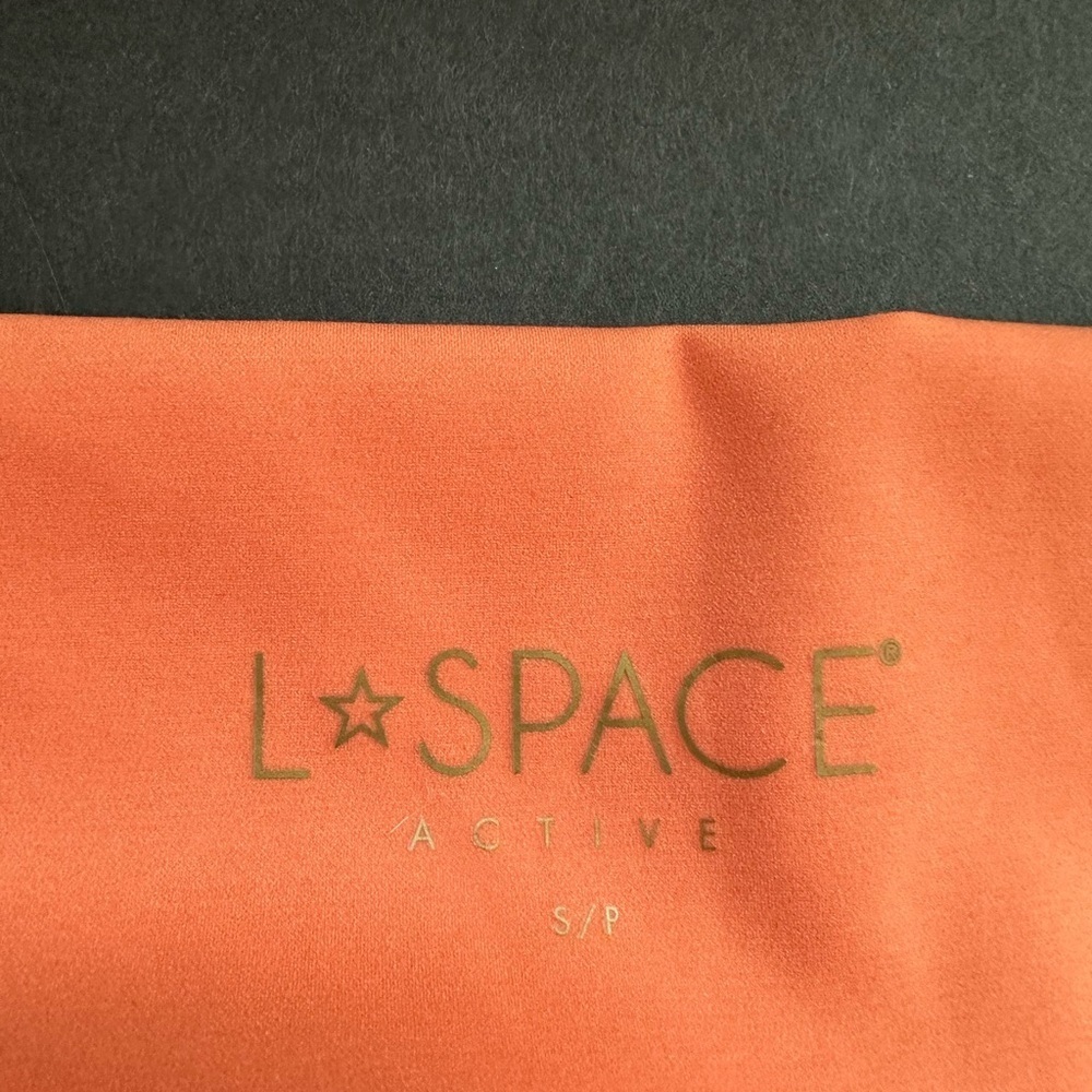 L Space Orange Biker Shorts NWT - Picture 2 of 3